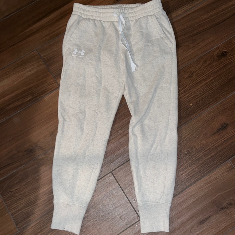 Fuzzy loose sweatpants NWOT